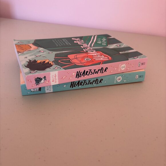 Heartstopper Books Volumes 1 & 2 - Picture 6 of 6